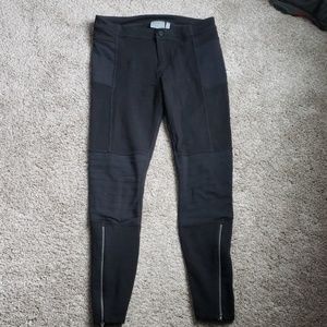 Athleta Moto size 6 pant
